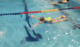 学游泳视频,跟随视频教程，掌握水上技巧
